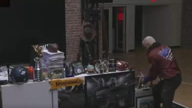 Cody Rhodes zničil studio Pata McAfeeho, když si přišel po svůj titul