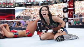 AJ Lee popřela fámy o svém návratu do ringu