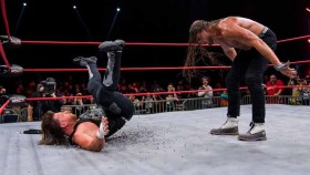 Foto bývalé hvězdy WWE po brutálním zápase v Impact Wrestlingu
