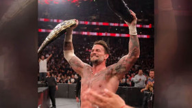 Proč se CM Punk obával, že se během zápasu v RAW vážně zranil?