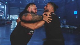 Dojde ke změně zápasu mezi Romanem Reignsem a Bronsonem Reedem na WWE Clash in Paris?