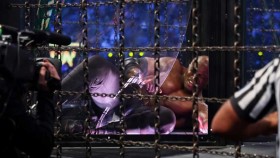 První reakce Bobbyho Lashleyho po prohře na placené akci WWE Elimination Chamber