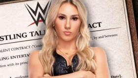 Dcera Deana Malenka podepsala kontrakt s WWE