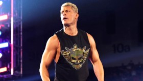 Cody Rhodes podepsal s WWE nový víceletý kontrakt. Konec jeho kariéry se tak odkládá