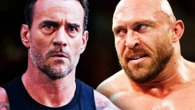 Ryback se překvapivě postavil na obranu CM Punka před kritikou fanouška