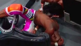 Kofi Kingston opět nezvládl spot na záchranu před vyřazením v Royal Rumble zápase