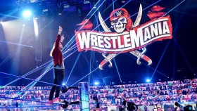 Edge se vrátil do SmackDownu. Vyzval Universal šampiona Romana Reignse? 