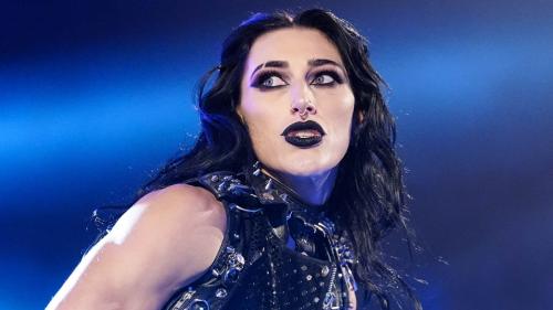 Rhea Ripley odhalila zranění, kvůli kterému musela do nemocnice (Foto v článku) Rhea Ripley odhalila zranění, kvůli kterému musela do nemocnice (Foto v článku)