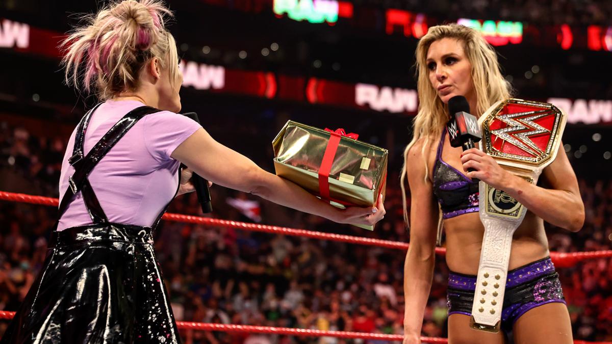 Alexa Bliss & Charlotte Flair