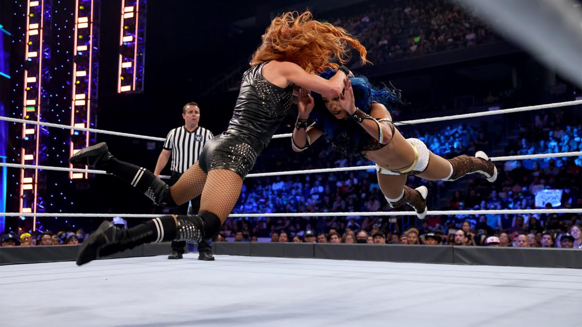 Becky Lynch vs. Sasha Banks