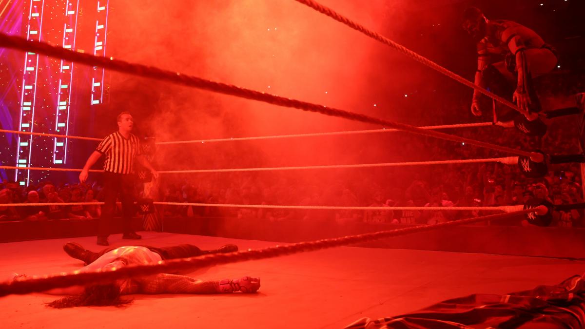 WWE Extreme Rules 2021 - Roman Reigns (c) vs. Finn Bálor