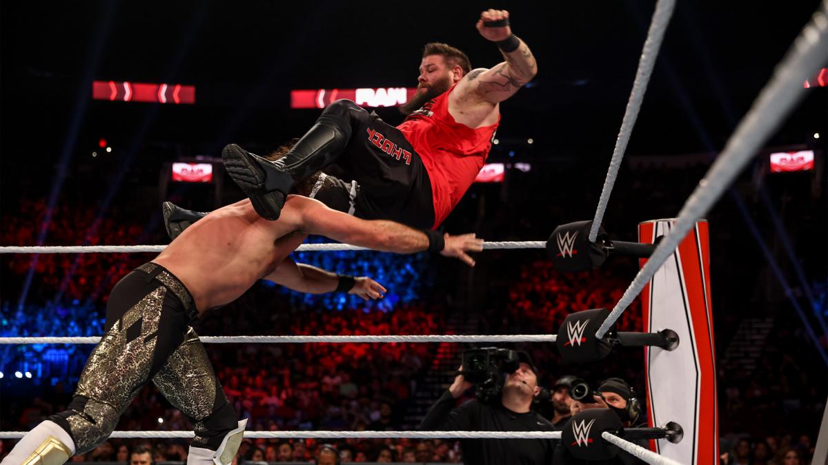 Seth Rollins vs. Kevin Owens