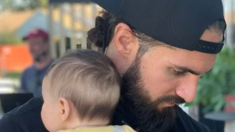 Seth Rollins se svou dcerou Roux Seth Rollins se svou dcerou Roux