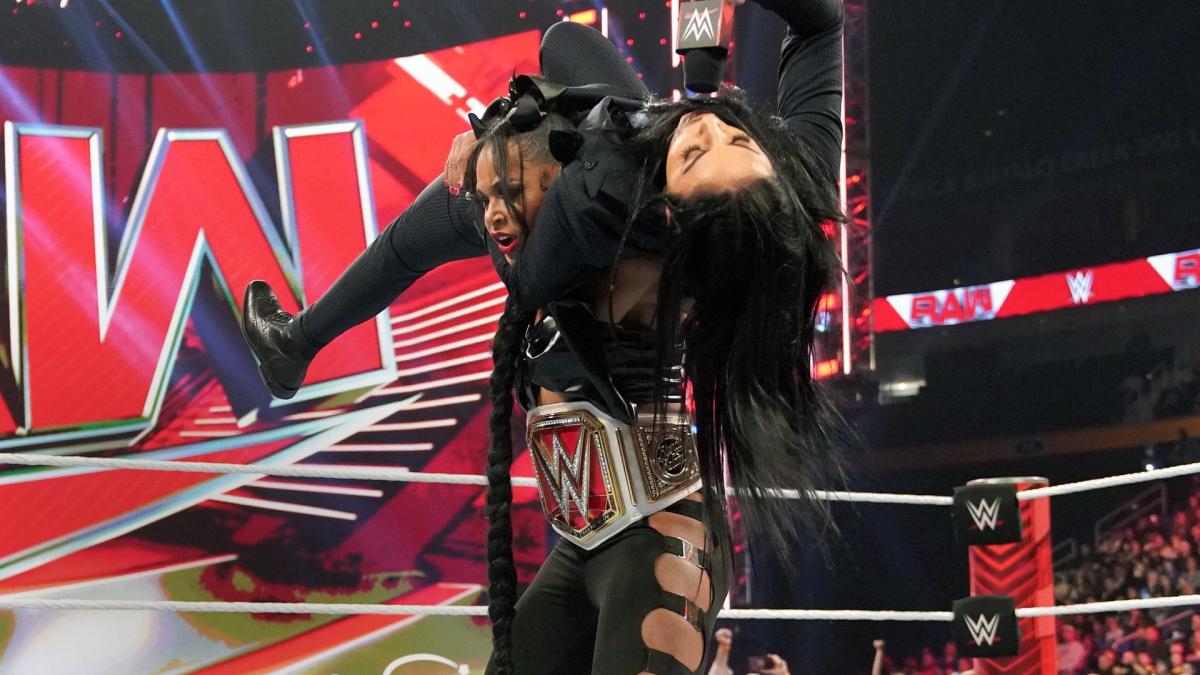 Bianca Belair & Sonya Deville