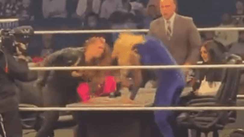 Ronda Rousey & Charlotte Flair