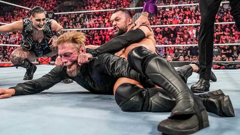 Edge vs. Finn Bálor