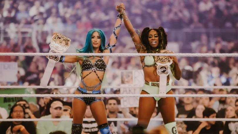 Sasha Banks & Naomi