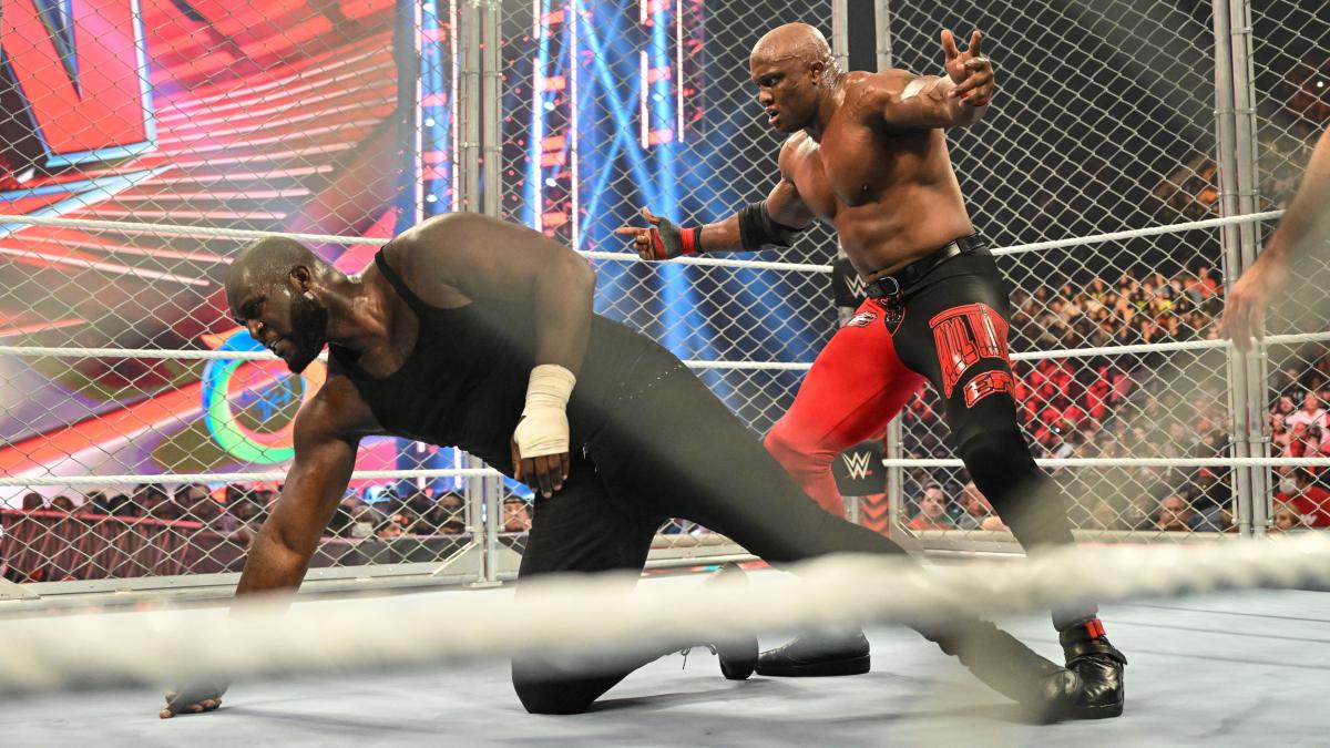 Omos vs. Bobby Lashley