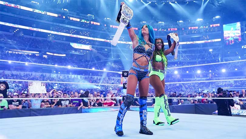 Sasha Banks & Naomi