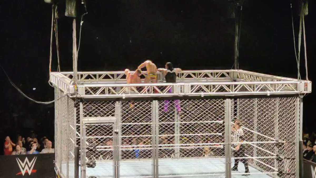 WWE Steel Cage