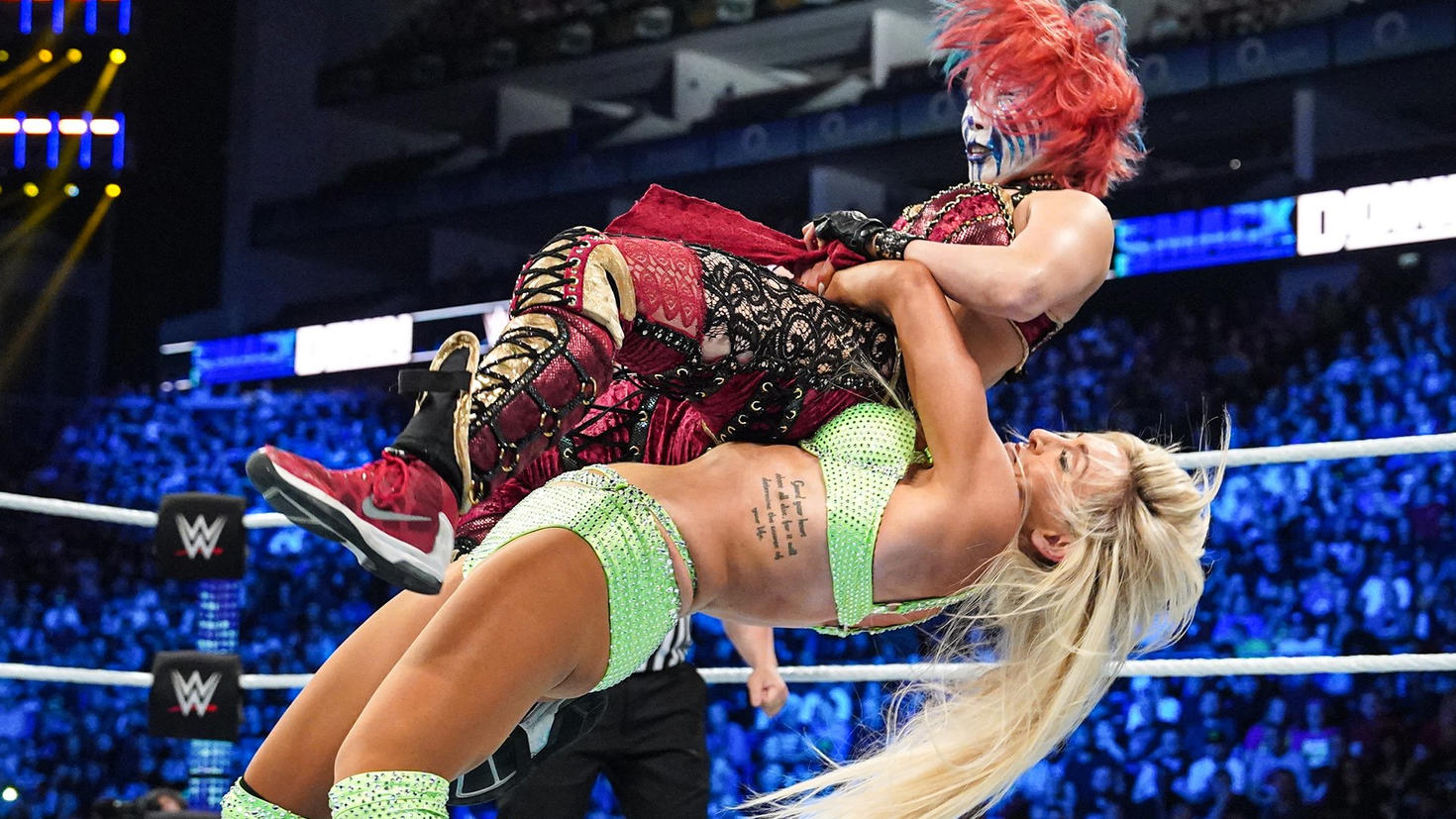 Asuka vs. Charlotte Flair