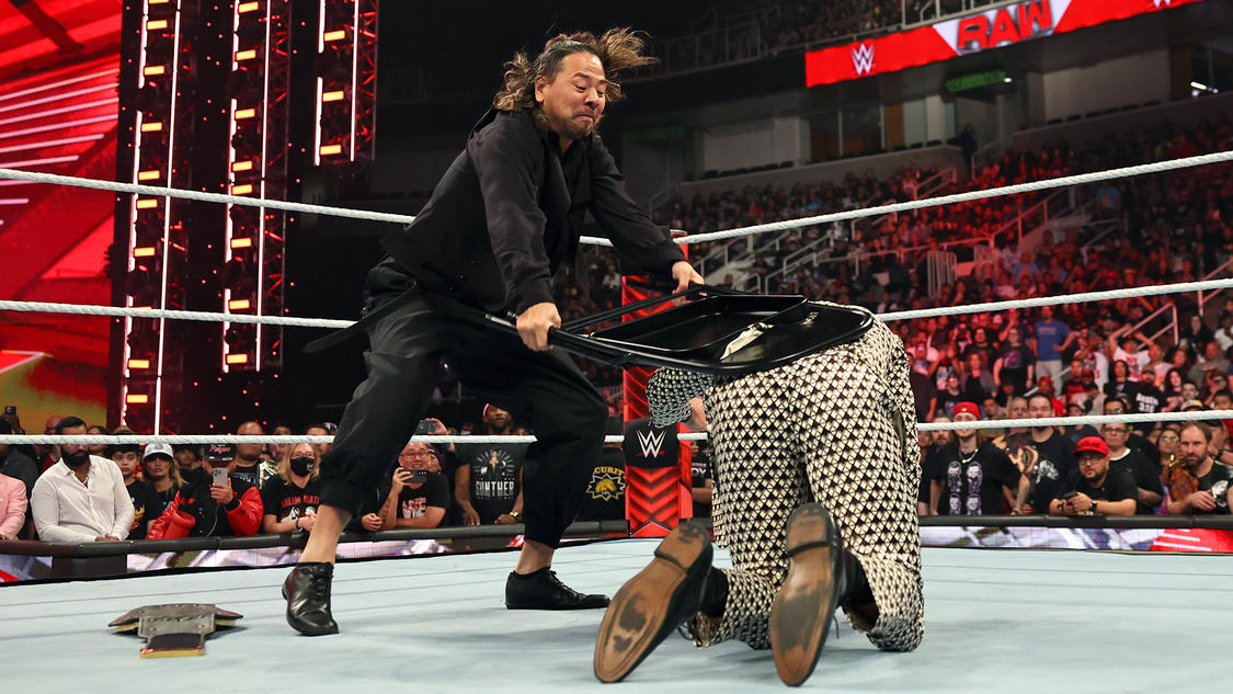 Shinsuke Nakamura vs. Seth Rollins