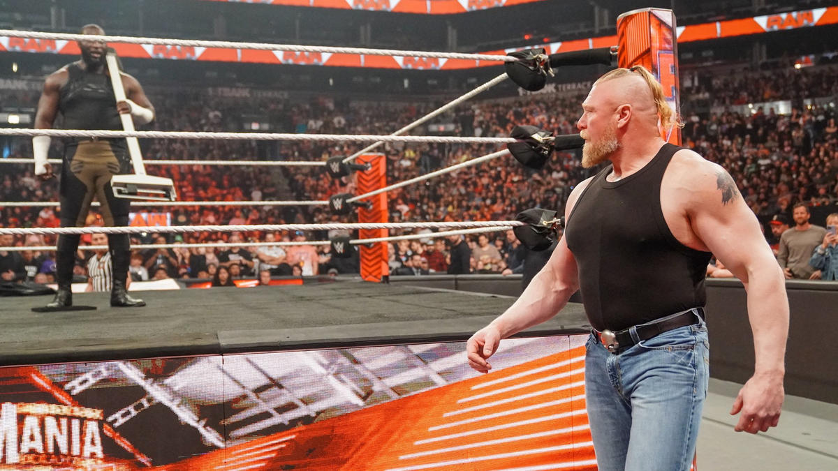 Omos vs. Brock Lesnar