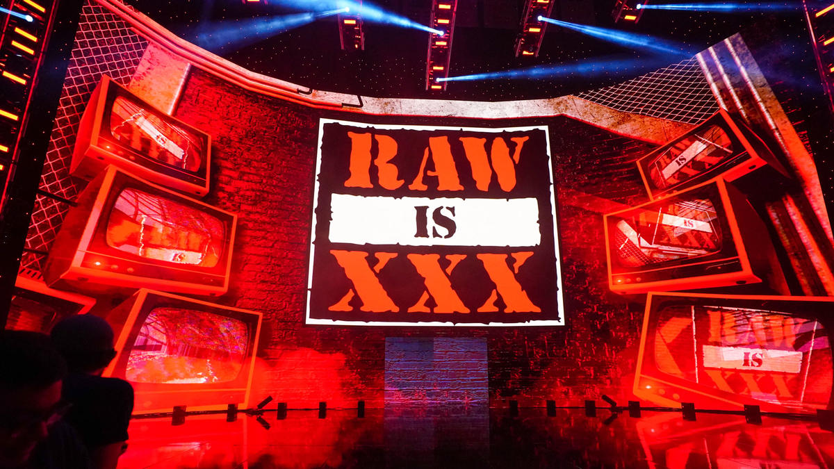 WWE RAW