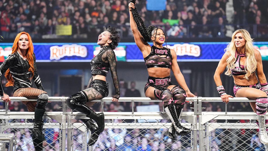 Becky Lynch, Shotzi, Bianca Belair & Charlotte Flair