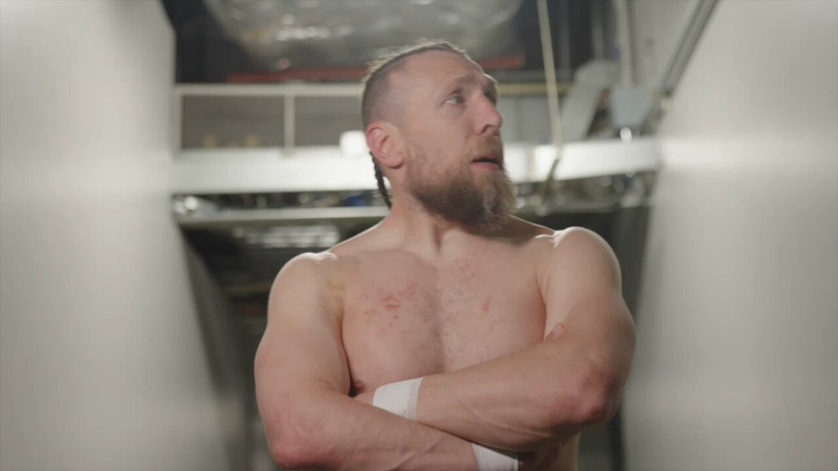 Bryan Danielson prozradil, že je zraněn a bude potřebovat operaci