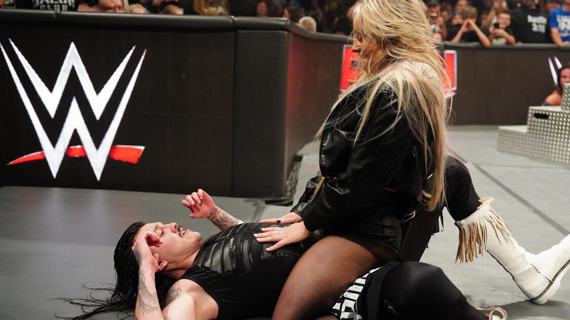 Dominik & Liv Morgan