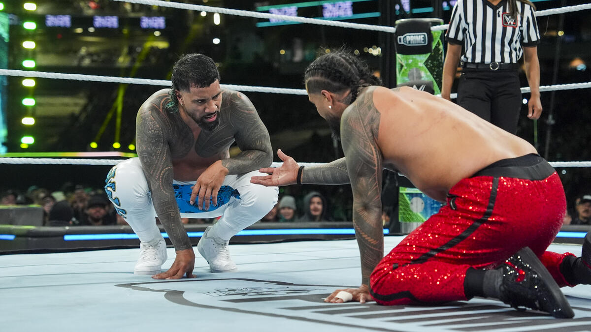 Jey Uso vs. Jimmy Uso