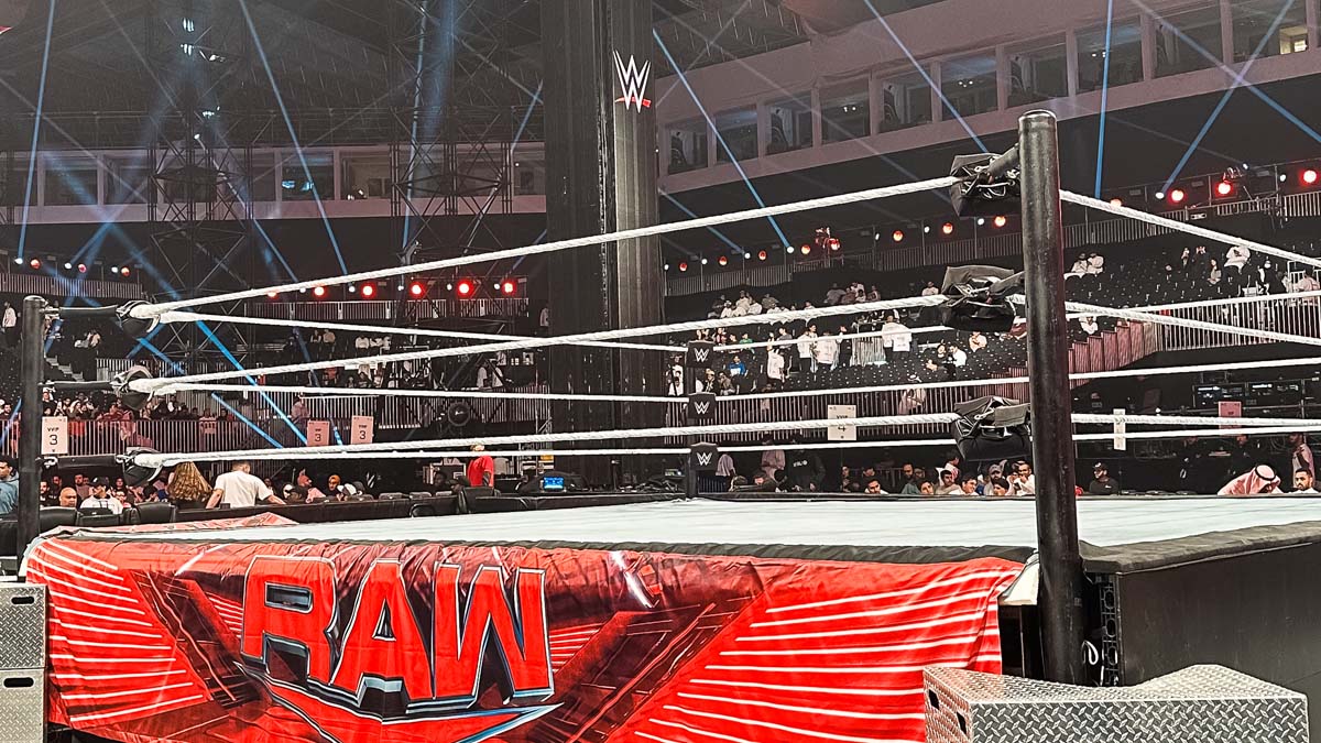 WWE RAW