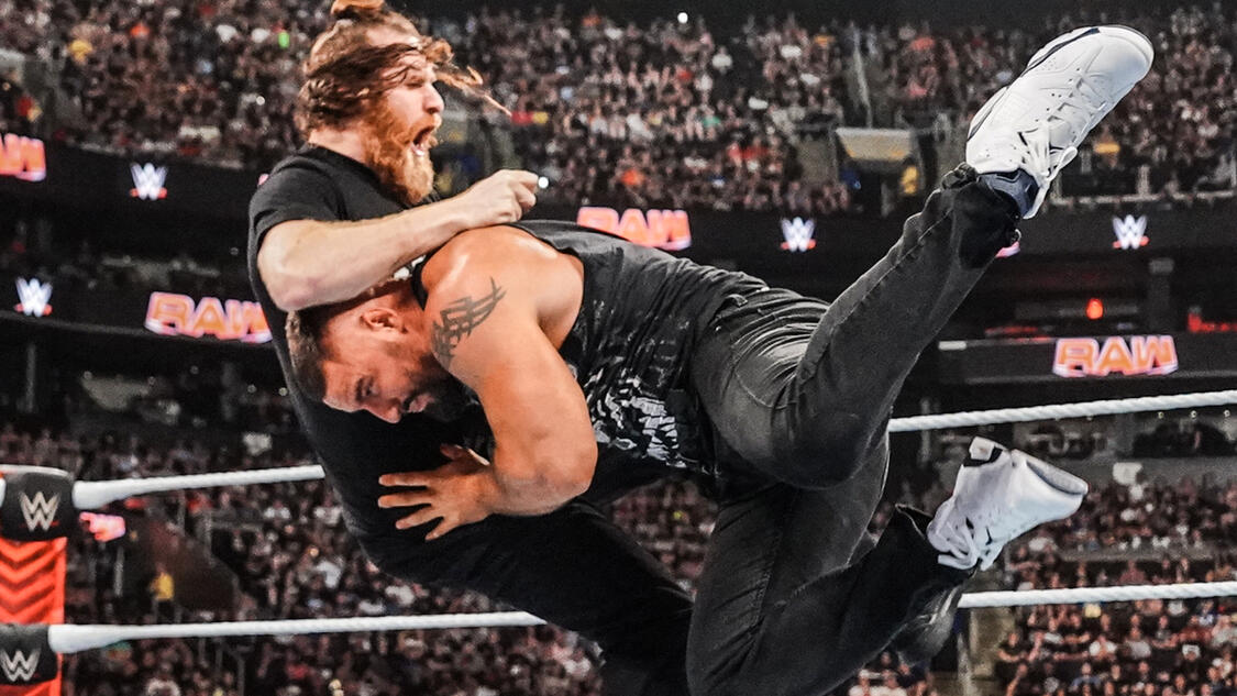 Sami Zayn vs. Bron Breakker