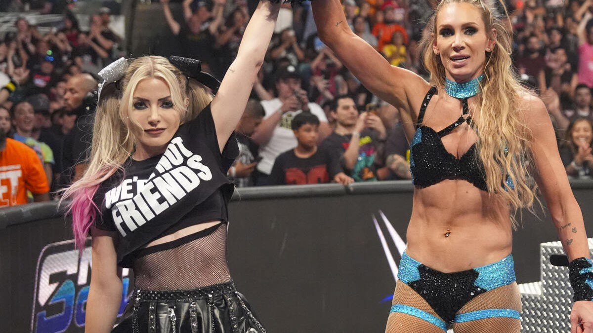Alexa Bliss & Charlotte Flair