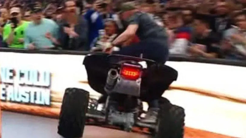 Proč WWE uvalila informační embargo na incident Steva Austina z WM 41?