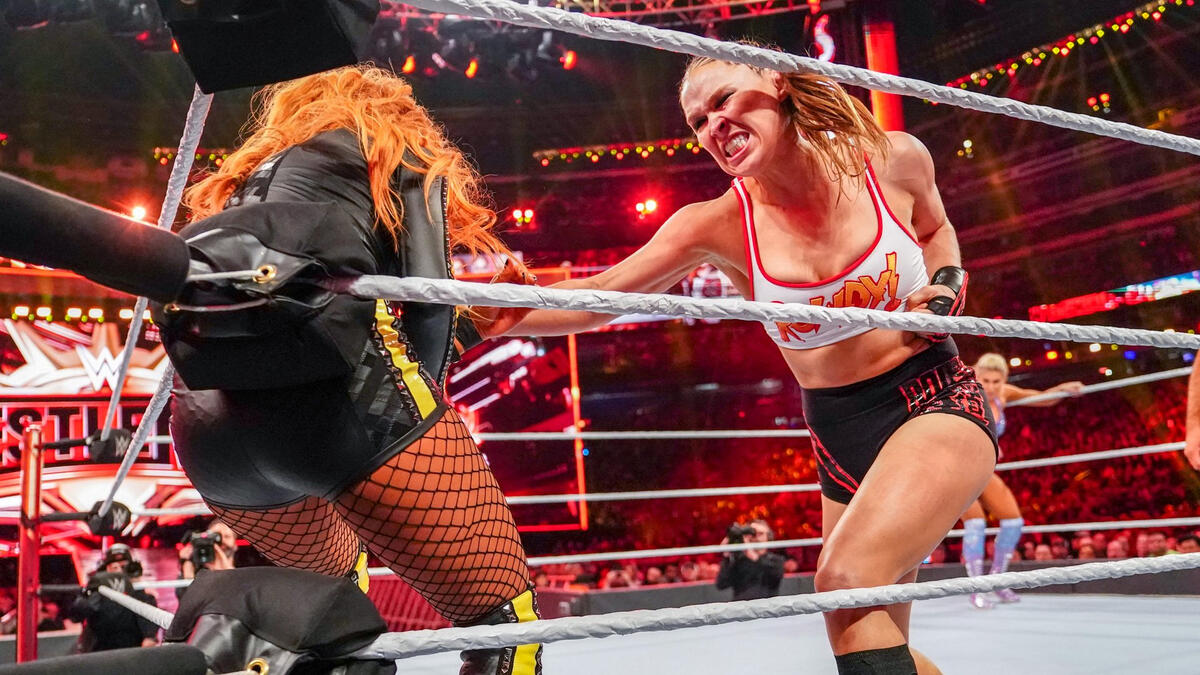 Becky Lynch vs. Ronda Rousey
