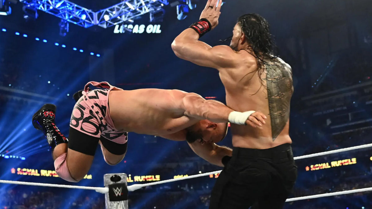 Kdo má podle Jeye lepší Spear? Roman Reigns nebo Bron Breakker?