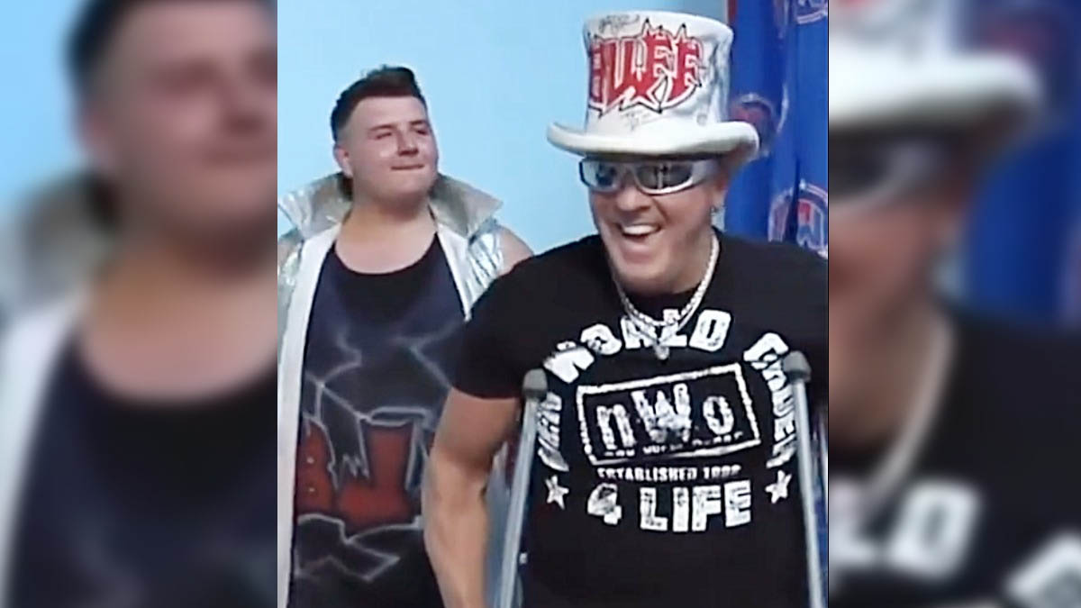 Buff Bagwell se objevil na wrestlingové show po amputaci nohy