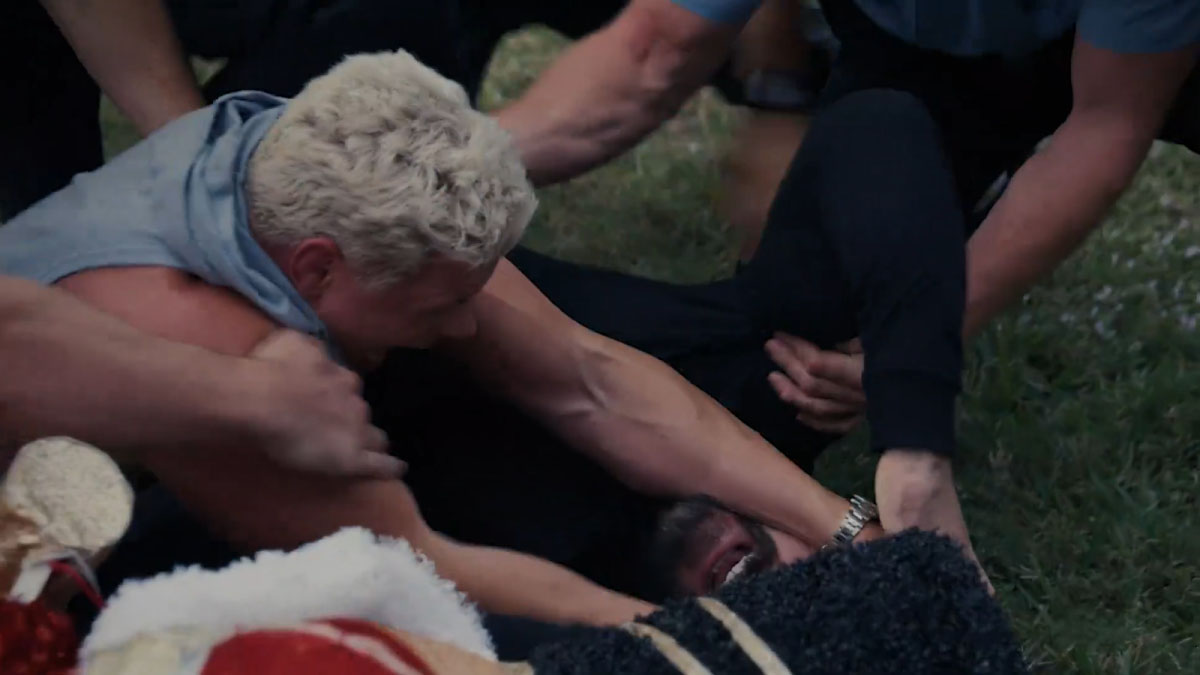 Cody Rhodes si přišel po Drewa McIntyrea až k němu domů