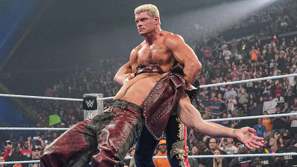 Televizním shows WWE před Crown Jewel jaksi dochází dech