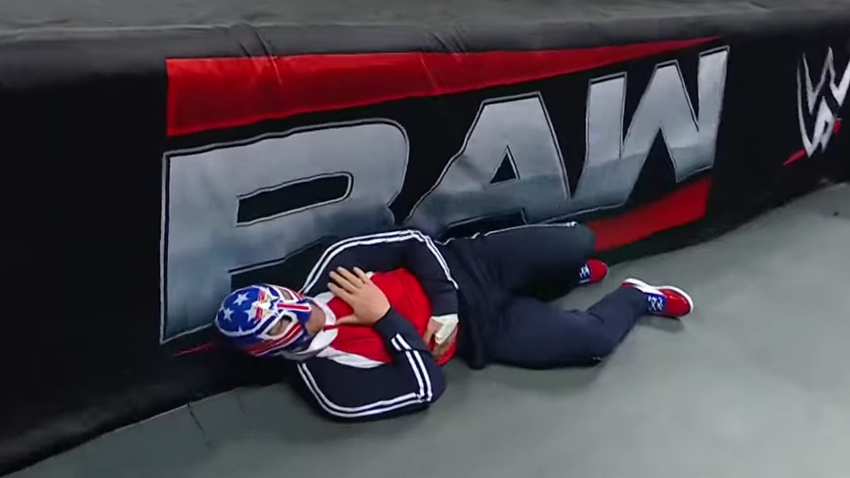 SPOILERY z RAW: Třetí El Grande Americano, Začátek nového feudu