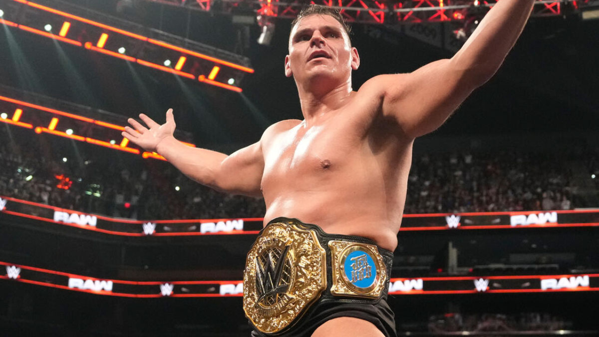 GUNTHER prozradil, jak hvězdy WWE reagovaly na jeho vítězství v pondělní show RAW