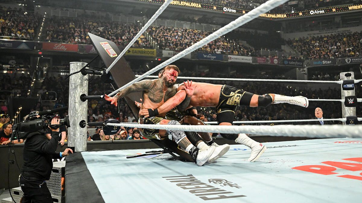 Jey Uso se pravděpodobně zranil během zápasu na eventu WWE Wrestlepalooza