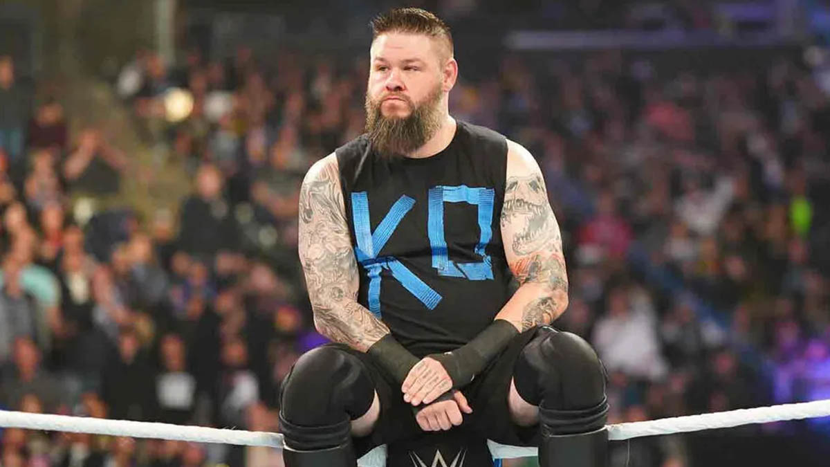 Bude Kevin Owens někdy schopen vrátit se do ringu?