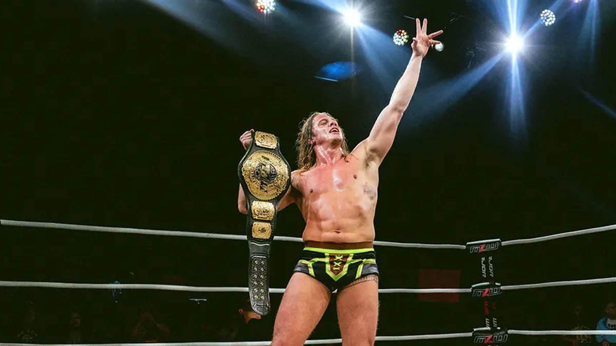 Po nedávné kontroverzi přišel Matt Riddle o titul