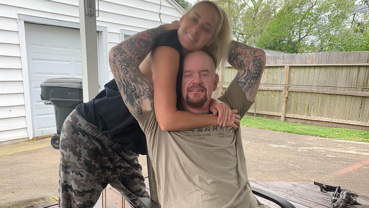 Undertaker chystá zajímavý dárek k narozeninám Michelle McCool