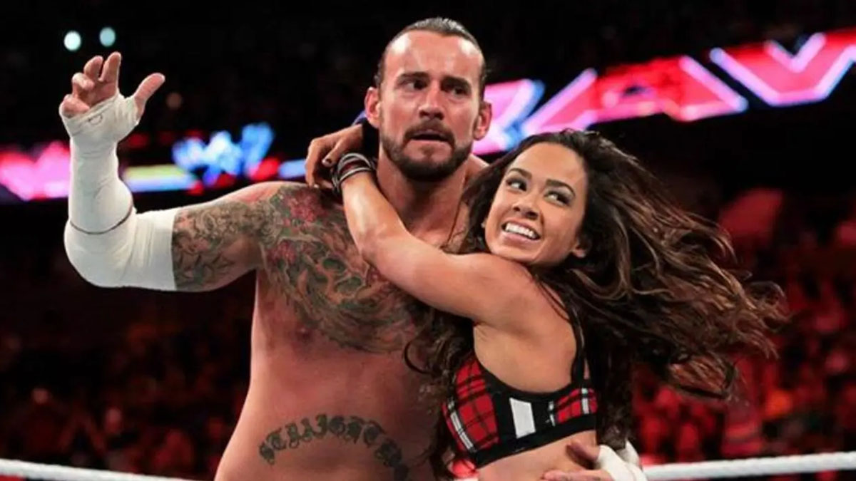 AJ Lee prozradila, jak ona a CM Punk spolu začali randit
