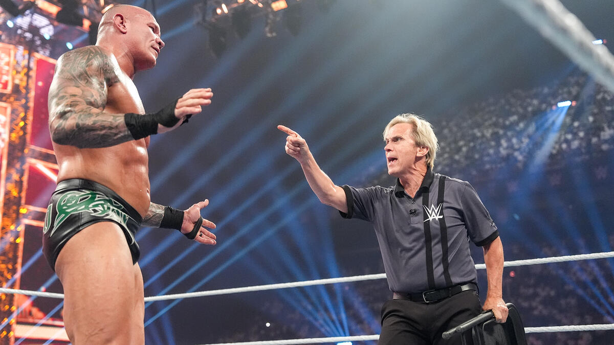 Chystá WWE heelturn pro Randyho Ortona?