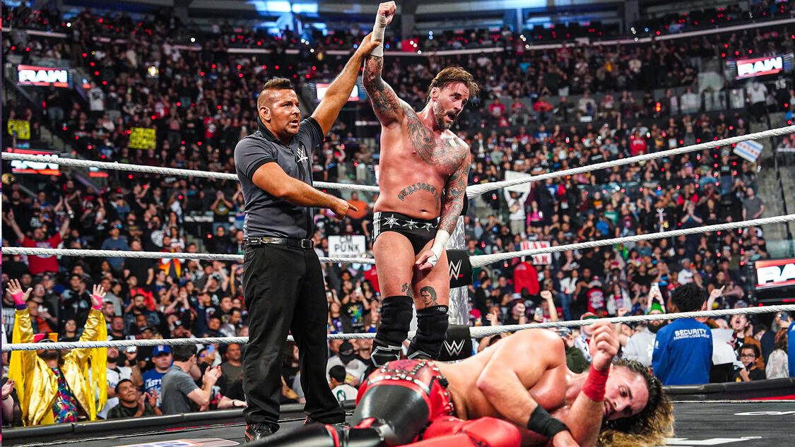 CM Punk vs. Seth Rollins